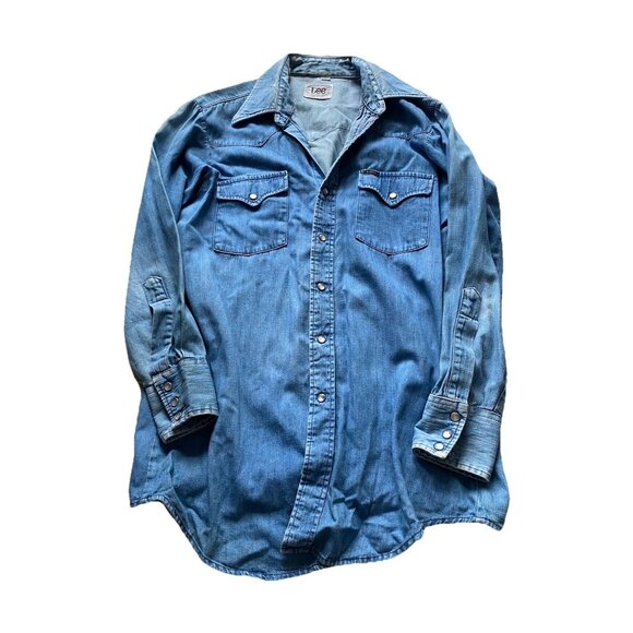 Vintage Lee Extra Long Tails Medium Denim Chambray Snap Western Shirt Mens 1970s - Picture 1 of 11